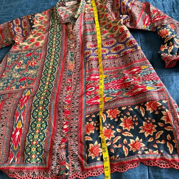 Johnny Was 100% Silk Blouse Button Up Size Small - Picture 9 of 11